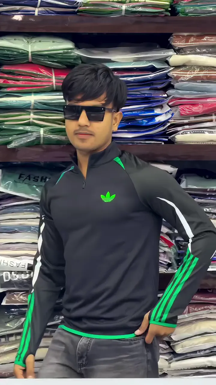 Menβs Full Sleeve Polo T-Shirt with Chain Collar
