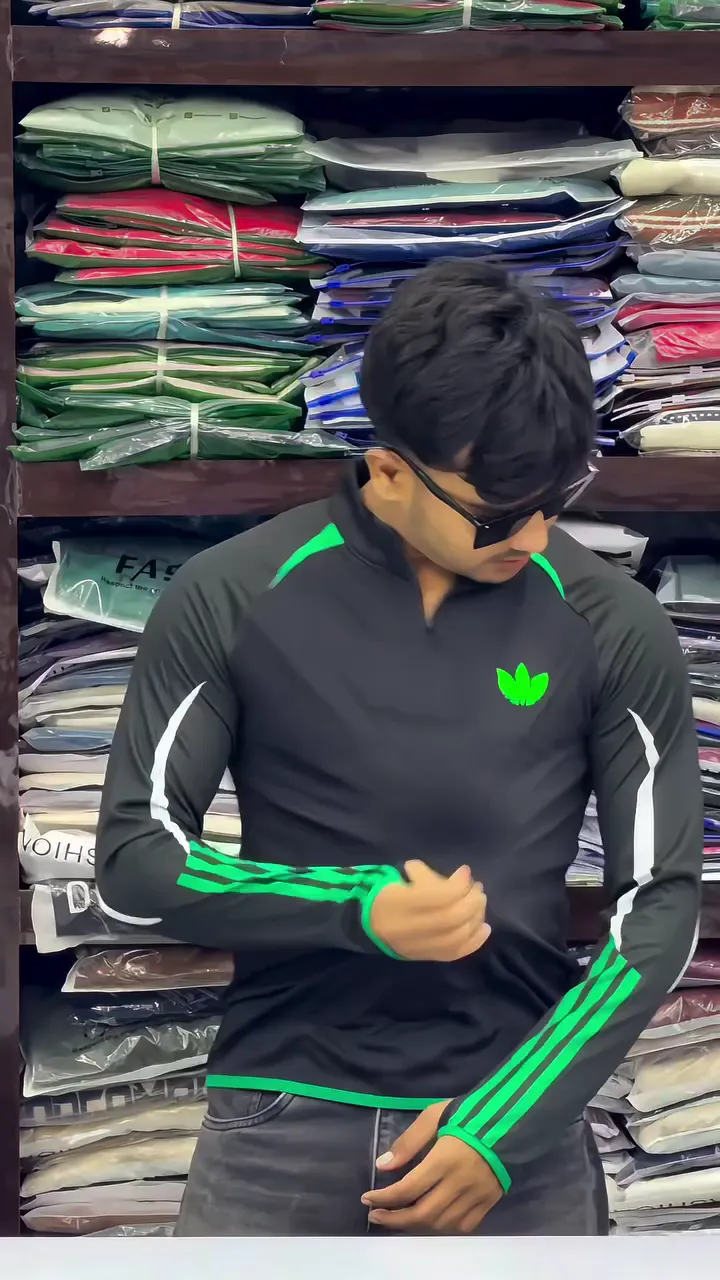 Menβs Full Sleeve Polo T-Shirt with Chain Collar - Image 3